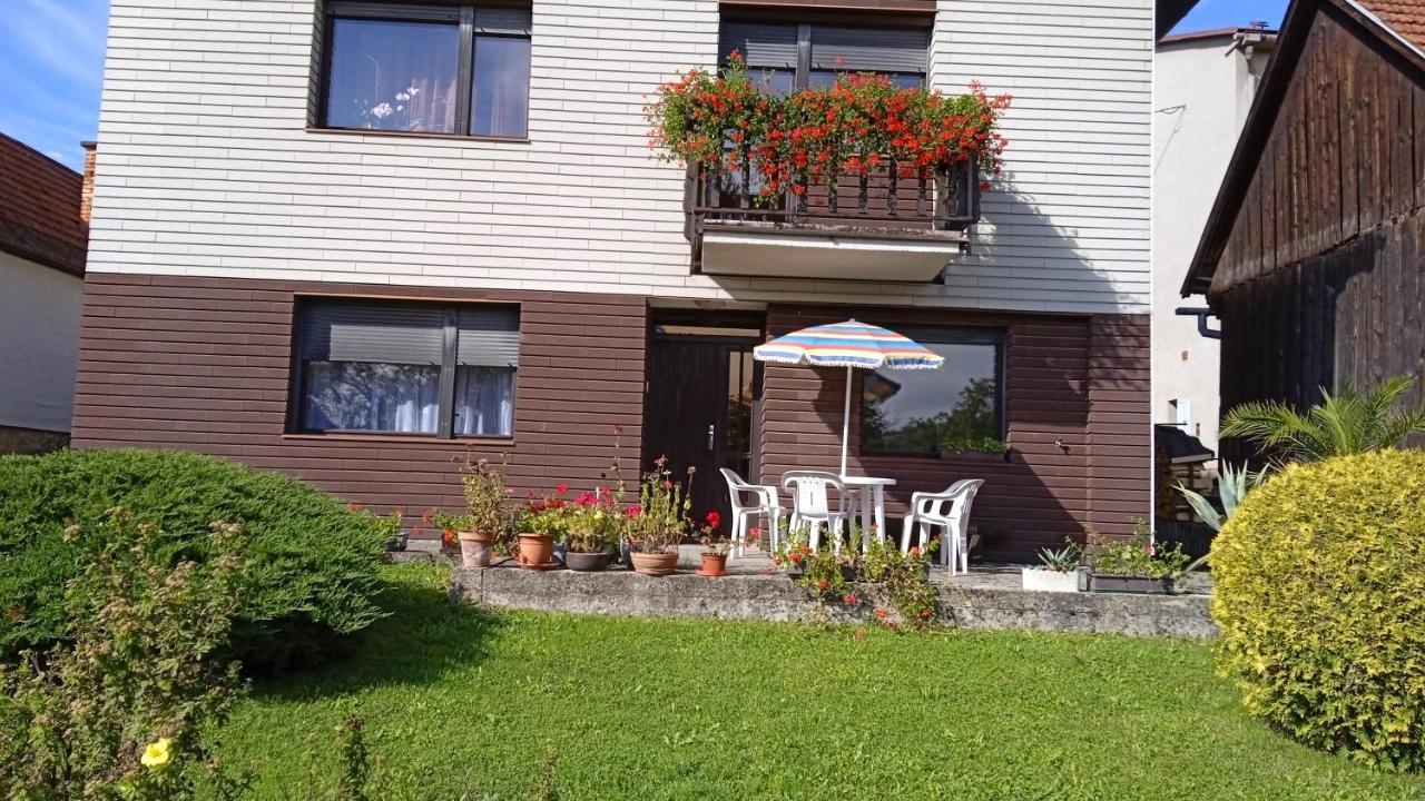Apartman 6 Km Od Centra Banskej Bystrice Banska Bystrica Luaran gambar
